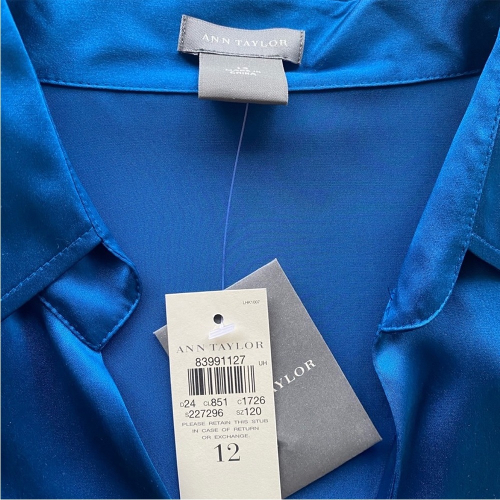 Ann Taylor Satin Blouse - Picture 4 of 9